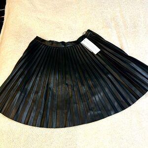 Cute pleated pleather! Black faux leather mini - new with tags!